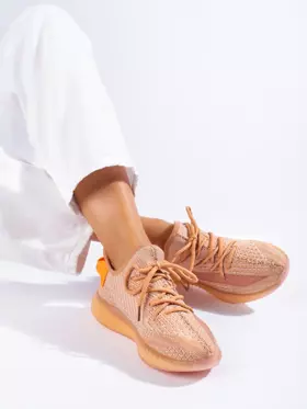 damskie sneakersy jasnopomarańczowe